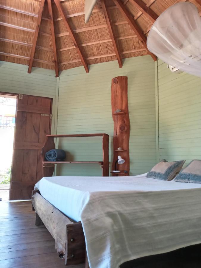Yulele Cabanas Punta Del Diablo Exterior photo